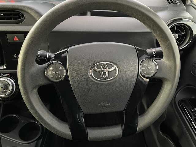 トヨタ アクア S スタイルブラック 滋賀県 2016(平28)年 4.8万km ライムホワイトパールクリスタルシャイン 純正ナビ/CD/DVD/Bluetooth/フルセグTV/バックカメラ/ETC/オートライト/オートマチックハイビーム/LEDヘッドライト/タナベZT40車高調/BBSアルミホイール/アイドリングストップ/ドアバイザー/プッシュスタート