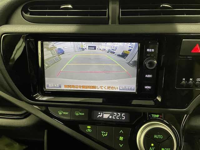 トヨタ アクア S スタイルブラック 滋賀県 2016(平28)年 4.8万km ライムホワイトパールクリスタルシャイン 純正ナビ/CD/DVD/Bluetooth/フルセグTV/バックカメラ/ETC/オートライト/オートマチックハイビーム/LEDヘッドライト/タナベZT40車高調/BBSアルミホイール/アイドリングストップ/ドアバイザー/プッシュスタート