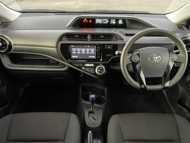 トヨタ アクア S スタイルブラック 滋賀県 2016(平28)年 4.8万km ライムホワイトパールクリスタルシャイン 純正ナビ/CD/DVD/Bluetooth/フルセグTV/バックカメラ/ETC/オートライト/オートマチックハイビーム/LEDヘッドライト/タナベZT40車高調/BBSアルミホイール/アイドリングストップ/ドアバイザー/プッシュスタート