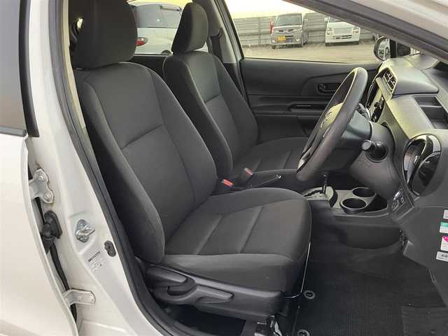 トヨタ アクア S スタイルブラック 滋賀県 2016(平28)年 4.8万km ライムホワイトパールクリスタルシャイン 純正ナビ/CD/DVD/Bluetooth/フルセグTV/バックカメラ/ETC/オートライト/オートマチックハイビーム/LEDヘッドライト/タナベZT40車高調/BBSアルミホイール/アイドリングストップ/ドアバイザー/プッシュスタート