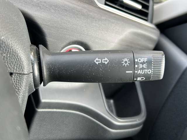 ホンダ フリード G ブラックスタイル 静岡県 2022(令4)年 1.5万km トワイライトミストブラックパール 純正メモリナビ/・CD/・DVD/・フルセグＴＶ/・Bluetooth/・USB/・HDMI/・AM/・FM/主要装備/・両側パワスラ/・衝突軽減/・レーンキープ/・追従クルコン/・コーナーセンサー後/・バックカメラ/・ドラレコ前後/・ビルトインＥＴＣ/・シートヒーター/・LEDヘッドライト/・アクティブコーナリングライト/・ステリモ/・スマートキー/・プッシュスタート/・純正フロアマット/・純正アルミホイール