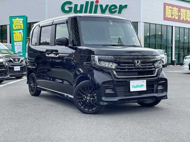 ホンダ Ｎ ＢＯＸ カスタム L ターボ 長野県 2023(令5)年 2.9万km クリスタルブラックパール 純正９型メモリナビ(AM/FM/TV/Bluetooth/DVD)/ターボ過給機/バックカメラ/純正15インチAW/Bluetooth/フルセグTV/ETC/前後ドライブレコーダー/両側電動スライドドア/ハーフレザーシート/前席シートヒーター/後方コーナーセンサー/アダプティブクルーズコントロール/プリクラッシュセーフティ/レーンキープアシスト/レーン逸脱警報装置/空気清浄/ＵＳＢ入力端子/ウィンカーミラー/パドルシフト/ＭＴモード付ＡＴ/革巻きステアリング/ステアリングスイッチ/純正エアロパーツ/純正フロアマット/純正ＬＥＤライト/フォグランプ/オートライト/アダプティブハイビームシステム/エアバック(Ｗ＋サイド＋カーテン)/プッシュスタート/オートエアコン/アイドリングストップ/スマートキー