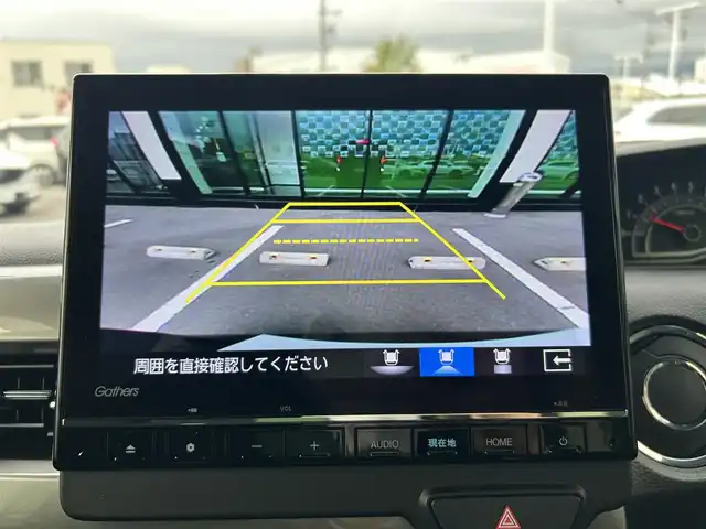 ホンダ Ｎ ＢＯＸ カスタム L ターボ 長野県 2023(令5)年 2.9万km クリスタルブラックパール 純正９型メモリナビ(AM/FM/TV/Bluetooth/DVD)/ターボ過給機/バックカメラ/純正15インチAW/Bluetooth/フルセグTV/ETC/前後ドライブレコーダー/両側電動スライドドア/ハーフレザーシート/前席シートヒーター/後方コーナーセンサー/アダプティブクルーズコントロール/プリクラッシュセーフティ/レーンキープアシスト/レーン逸脱警報装置/空気清浄/ＵＳＢ入力端子/ウィンカーミラー/パドルシフト/ＭＴモード付ＡＴ/革巻きステアリング/ステアリングスイッチ/純正エアロパーツ/純正フロアマット/純正ＬＥＤライト/フォグランプ/オートライト/アダプティブハイビームシステム/エアバック(Ｗ＋サイド＋カーテン)/プッシュスタート/オートエアコン/アイドリングストップ/スマートキー