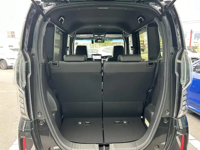 ホンダ Ｎ ＢＯＸ カスタム L ターボ 長野県 2023(令5)年 2.9万km クリスタルブラックパール 純正９型メモリナビ(AM/FM/TV/Bluetooth/DVD)/ターボ過給機/バックカメラ/純正15インチAW/Bluetooth/フルセグTV/ETC/前後ドライブレコーダー/両側電動スライドドア/ハーフレザーシート/前席シートヒーター/後方コーナーセンサー/アダプティブクルーズコントロール/プリクラッシュセーフティ/レーンキープアシスト/レーン逸脱警報装置/空気清浄/ＵＳＢ入力端子/ウィンカーミラー/パドルシフト/ＭＴモード付ＡＴ/革巻きステアリング/ステアリングスイッチ/純正エアロパーツ/純正フロアマット/純正ＬＥＤライト/フォグランプ/オートライト/アダプティブハイビームシステム/エアバック(Ｗ＋サイド＋カーテン)/プッシュスタート/オートエアコン/アイドリングストップ/スマートキー