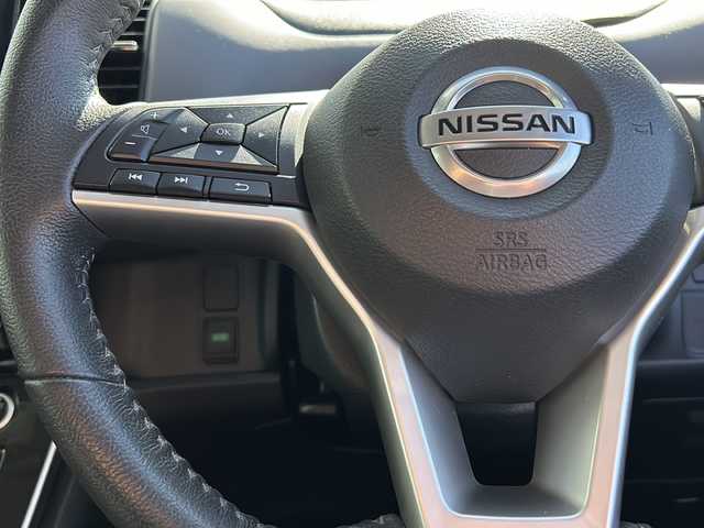 日産 セレナ ハイウェイスター V 山形県 2021(令3)年 3.6万km ブリリアントホワイトパール ワンオーナー/プロパイロット/レーダークルーズコントロール/BSM/前後コーナーセンサー/純正ナビ/（Bluetooth/CD/DVD/フルセグ)/アラウンドビューモニター/両側パワースライドドア/LEDオートライト/フォグランプ/ドライブレコーダー/デジタルインナーミラー/電動パーキングブレーキ/オートブレーキホールド/ステアリングスイッチ/純正AW/純正フロアマット/電動格納ウィンカーミラー/スマートキー×2/ドアバイザー