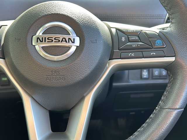 日産 セレナ ハイウェイスター V 山形県 2021(令3)年 3.6万km ブリリアントホワイトパール ワンオーナー/プロパイロット/レーダークルーズコントロール/BSM/前後コーナーセンサー/純正ナビ/（Bluetooth/CD/DVD/フルセグ)/アラウンドビューモニター/両側パワースライドドア/LEDオートライト/フォグランプ/ドライブレコーダー/デジタルインナーミラー/電動パーキングブレーキ/オートブレーキホールド/ステアリングスイッチ/純正AW/純正フロアマット/電動格納ウィンカーミラー/スマートキー×2/ドアバイザー