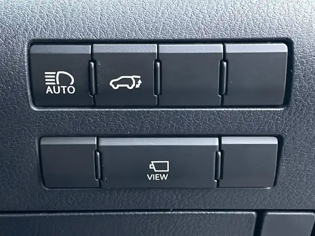 レクサス ＲＸ 300 滋賀県 2018(平30)年 3.8万km グラファイトブラックガラスフレーク 純正ナビ/(Bluetooth/フルセグ/CD/DVD)/三眼LEDヘッドライト/レクサスセーフティーセンス/・プリクラッシュセーフティ/・レーダークルーズコントロール/・レーンキープアシスト/・標識認識/・先行車発進告知/・ブラインドスポットモニター/・Autoハイビーム/アラウンドビューモニター/ハーフレザーシート/パワーシート/電動リアゲート/電動パーキング/ブレーキホールド/フロアMT付きAT/ETC2.0/USB/電動格納ミラー/シーケンシャルウインカー