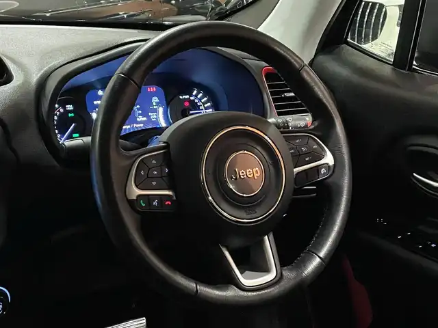 クライスラー・ジープ レネゲード トレイルホーク 4xe 道央・札幌 2020(令2)年 2.6万km ブラック Uconnectナビ/フルセグTV/バックカメラ/パークセンス/クルーズコントロール/レーンセンス/ブラインドスポットモニター/前面衝突警告/セレクテレインシステム/LEDヘッドライト