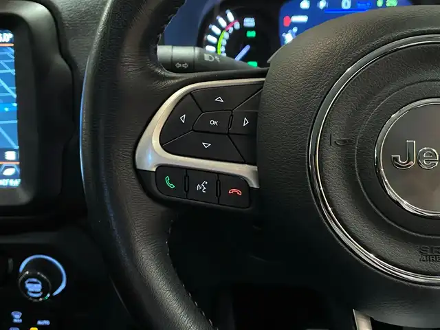 クライスラー・ジープ レネゲード トレイルホーク 4xe 道央・札幌 2020(令2)年 2.6万km ブラック Uconnectナビ/フルセグTV/バックカメラ/パークセンス/クルーズコントロール/レーンセンス/ブラインドスポットモニター/前面衝突警告/セレクテレインシステム/LEDヘッドライト