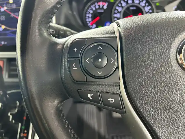 トヨタ ヴォクシー ZS 煌 佐賀県 2018(平30)年 8.6万km ブラック アルパイン製11インチナビ/フルセグTV/CD/DVD/Bluetooth/バックカメラ　/衝突被害軽減システム/オートライト/オートマチックハイビーム/LEDヘッドライト/LEDフォグライト/前後ドライブレコーダ/ビルトインETC/横滑り防止装置/両側パワースライドドア/後席サンシェード/助手席側シートバックテーブル/ISOFIX対応シート/ダブルエアコン/純正フロアマット/純正16インチアルミホイール/スマートキー/スペアキー×１/プッシュスタート