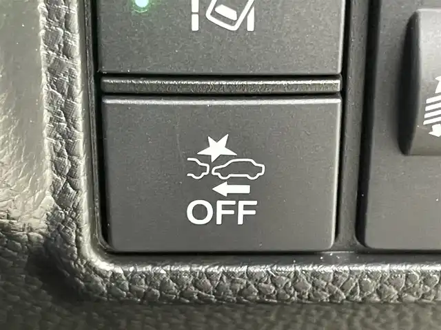 ホンダ Ｎ ＢＯＸ カスタム L 岡山県 2022(令4)年 2.1万km メテオロイドグレーメタリック 9インチフローティングナビ/（MDV-M909HDF）/・FM/AM/Bluetooth/フルセグ/CD/DVD/HDMI/バックカメラ/・フロントカメラ/シートヒーター/片側パワースライドドア/ホンダセンシング/・衝突軽減ブレーキ/・車線逸脱警報/・アダプティブクルーズコントロール/・オートハイビーム/・バックソナー/純正フロアマット/LEDヘッドライト/純正アルミ/後席サンシェード/シートバックテーブル/新車保証書/取扱説明書/スペアキー×１