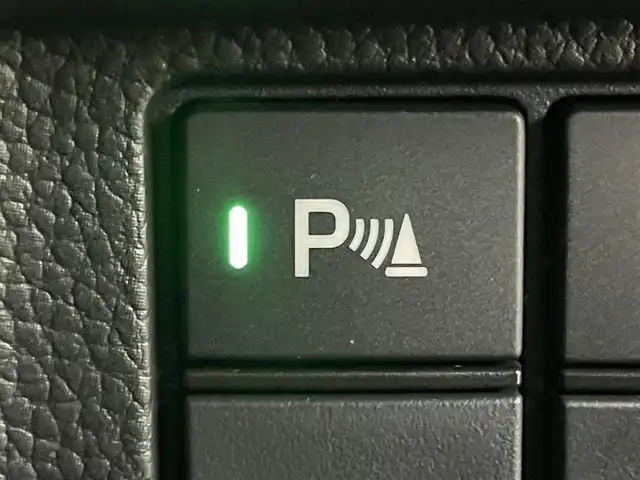 ホンダ Ｎ ＢＯＸ カスタム L 岡山県 2022(令4)年 2.1万km メテオロイドグレーメタリック 9インチフローティングナビ/（MDV-M909HDF）/・FM/AM/Bluetooth/フルセグ/CD/DVD/HDMI/バックカメラ/・フロントカメラ/シートヒーター/片側パワースライドドア/ホンダセンシング/・衝突軽減ブレーキ/・車線逸脱警報/・アダプティブクルーズコントロール/・オートハイビーム/・バックソナー/純正フロアマット/LEDヘッドライト/純正アルミ/後席サンシェード/シートバックテーブル/新車保証書/取扱説明書/スペアキー×１