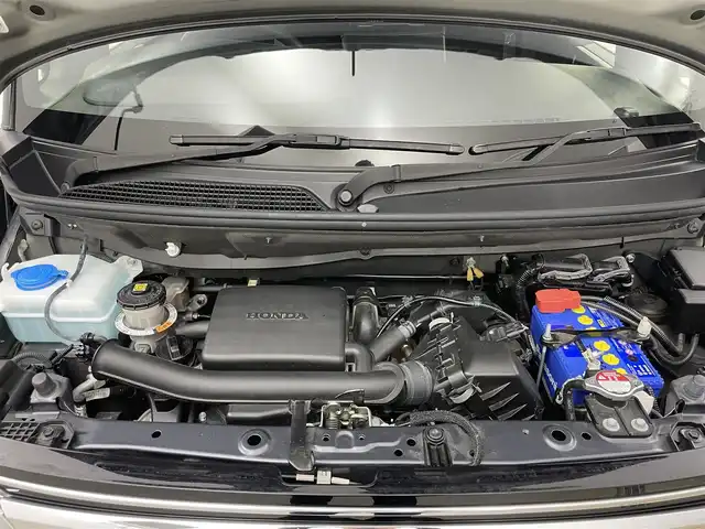 ホンダ Ｎ ＢＯＸ カスタム L 岡山県 2022(令4)年 2.1万km メテオロイドグレーメタリック 9インチフローティングナビ/（MDV-M909HDF）/・FM/AM/Bluetooth/フルセグ/CD/DVD/HDMI/バックカメラ/・フロントカメラ/シートヒーター/片側パワースライドドア/ホンダセンシング/・衝突軽減ブレーキ/・車線逸脱警報/・アダプティブクルーズコントロール/・オートハイビーム/・バックソナー/純正フロアマット/LEDヘッドライト/純正アルミ/後席サンシェード/シートバックテーブル/新車保証書/取扱説明書/スペアキー×１