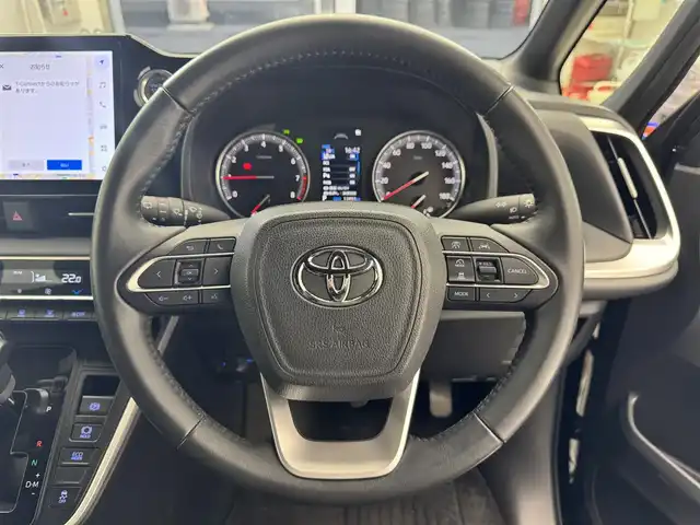 トヨタ ヴォクシー S－G 滋賀県 2022(令4)年 1.4万km アティチュードブラックマイカ 純正10.5インチナビ/【Bluetooth/CD/DVD/フルセグTV/USB/HDMI/Miracast】/両側パワースライドドア/二列目左側リフトアップチルトシート/純正フリップダウンモニター/バックカメラ/ハーフレザーシート/レーダークルーズコントロール/レーンキープアシスト/プリクラッシュセーフティ/LEDヘッドライト/オートマチックハイビーム/ビルトインETC2.0/電動パーキングブレーキ/オートブレーキホールド/純正フロアマット/プッシュスタート/スマートキー/ステアリングリモコン