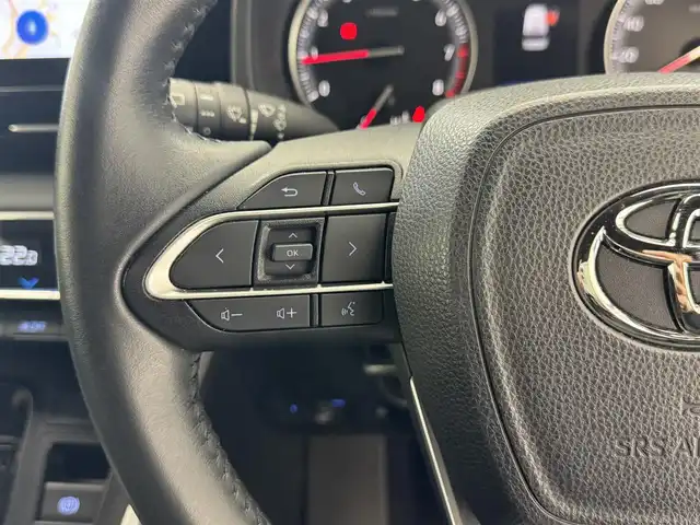 トヨタ ヴォクシー S－G 滋賀県 2022(令4)年 1.4万km アティチュードブラックマイカ 純正10.5インチナビ/【Bluetooth/CD/DVD/フルセグTV/USB/HDMI/Miracast】/両側パワースライドドア/二列目左側リフトアップチルトシート/純正フリップダウンモニター/バックカメラ/ハーフレザーシート/レーダークルーズコントロール/レーンキープアシスト/プリクラッシュセーフティ/LEDヘッドライト/オートマチックハイビーム/ビルトインETC2.0/電動パーキングブレーキ/オートブレーキホールド/純正フロアマット/プッシュスタート/スマートキー/ステアリングリモコン