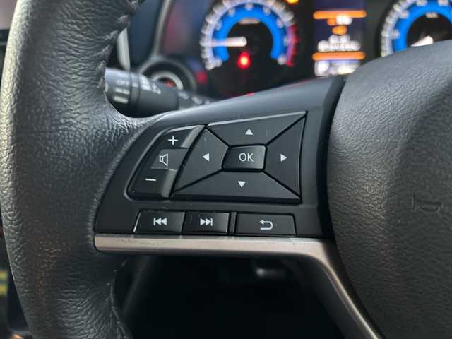 三菱 ｅＫクロス T 長野県 2019(令1)年 7.4万km シルキーホワイト 【(株)IDOMが運営する【じしゃロン長野店】の自社ローン対象車両になります。こちらは現金ご利用時の価格です。自社ローンご希望の方は別途その旨お申付け下さい。						/全方位カメラ　/デジタルインナーミラー　/オートクルズ　/電動パーキング　/運転席助手席シートヒーター　/社外ナビ　（ＣＤ、ＤＶＤ、ワンセグ）　/プロパイロット