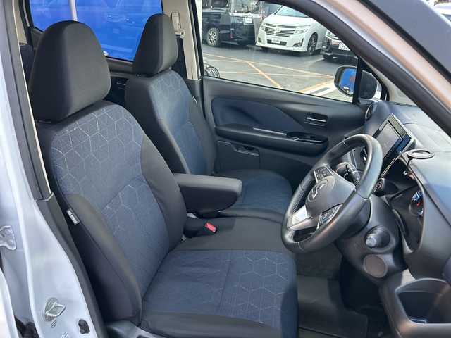 三菱 ｅＫクロス T 長野県 2019(令1)年 7.4万km シルキーホワイト 【(株)IDOMが運営する【じしゃロン長野店】の自社ローン対象車両になります。こちらは現金ご利用時の価格です。自社ローンご希望の方は別途その旨お申付け下さい。						/全方位カメラ　/デジタルインナーミラー　/オートクルズ　/電動パーキング　/運転席助手席シートヒーター　/社外ナビ　（ＣＤ、ＤＶＤ、ワンセグ）　/プロパイロット