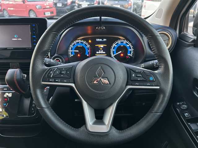 三菱 ｅＫクロス T 長野県 2019(令1)年 7.4万km シルキーホワイト 【(株)IDOMが運営する【じしゃロン長野店】の自社ローン対象車両になります。こちらは現金ご利用時の価格です。自社ローンご希望の方は別途その旨お申付け下さい。						/全方位カメラ　/デジタルインナーミラー　/オートクルズ　/電動パーキング　/運転席助手席シートヒーター　/社外ナビ　（ＣＤ、ＤＶＤ、ワンセグ）　/プロパイロット