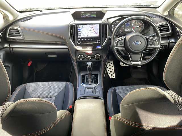 スバル インプレッサ ＸＶ 2．0i－S アイサイト 大阪府 2018(平30)年 3.7万km クリスタルブラックシリカ 純正ナビ/BTオーディオ/フルセグテレビ/CD/DVD/バックカメラ/前席パワーシート/パドルシフト/電動パーキングブレーキ/LEDヘッドライト/純正18インチAW/純正フロアマット/ETC/ドライブレコーダー/スペアキー