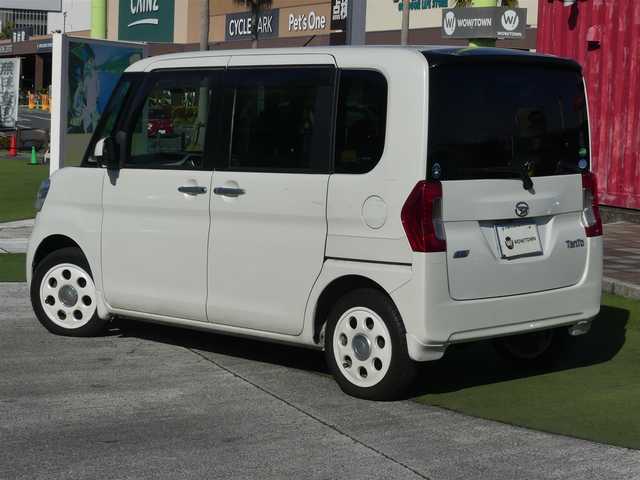 ダイハツ タント X ターボ SA 千葉県 2015(平27)年 6万km パールホワイトⅢ スマートアシスト/エコアイドル/4WD/両側パワースライドドア/純正SDナビ/地デジTV/【DVD/CD再生機能　Bluetooth接続】/バックカメラ/ドライブレコーダー（DRK-H78Q）/ETC/社外14インチアルミホイル/スマートキー