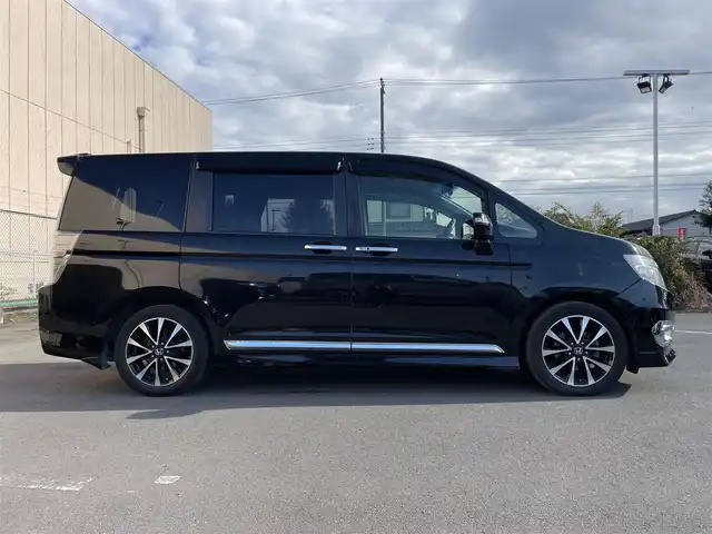 ホンダ ステップワゴン スパーダ Z クールスピリット 東京都 2014(平26)年 8.2万km プレミアムスパークルブラックパール 純正ナビ　/Ｂｌｕｅｔｏｏｔｈ　/バックカメラ　/ＣＤ　/ＤＶＤ　/フルセグＴＶ　/フリップダウンモニター　/クルーズコントロールシステム　/スペアキー　/パドルシフト/前後ドライブレコーダー/ＥＴＣ　/パドルシフト