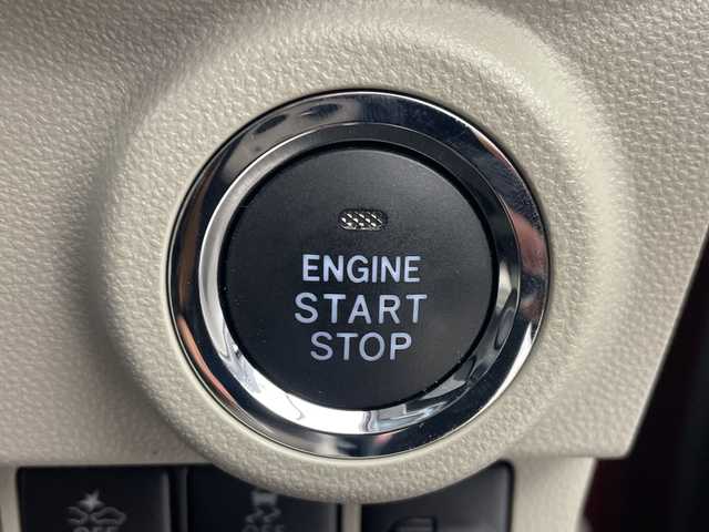 ダイハツ キャスト アクティバ X SAⅢ 岐阜県 2018(平30)年 3.5万km ファイアークォーツレッドM 純正SDナビ/バックカメラ/スマートアシスト３　/衝突回避支援軽減ブレーキ　/オートハイビーム　/社外アルミホイール１５インチ　/純正フロアマット　/サイドバイザー　/ベンチシート　/コーナーセンサー　/プッシュスタート/アイドリングストップ/オートライト/スマートキー