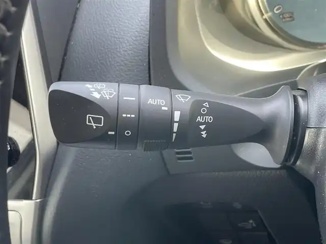 トヨタ ランドクルーザー プラド TX Lパッケージ マットブラED 福島県 2023(令5)年 3.6万km ホワイトパールクリスタルシャイン ワンオーナー/4WD/純正9インチディスプレイオーディオ/・Tコネクトナビ/・Bluetooth/衝突回避支援パッケージ/・プリクラッシュセーフティ/・レーンディパーチャーアラート/・オートマチックハイビーム/・レーダークルーズコントロール/パーキングサポートブレーキ/全方位モニター/ビルトインETC 2.0/前後ドライブレコーダー/黒レザーシート/・前席パワーシート/・シートヒーター/・エアシート/LEDヘッドライト/・オートライト/・オートハイビーム/・フォグランプ/スマートキー/・プッシュスタート/・スペアキー/エンジンスターター/新車時保証書/取扱説明書