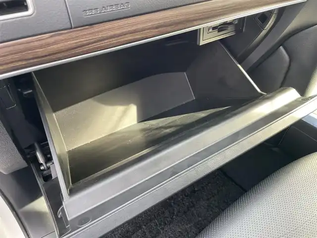 トヨタ ランドクルーザー プラド TX Lパッケージ マットブラED 福島県 2023(令5)年 3.6万km ホワイトパールクリスタルシャイン ワンオーナー/4WD/純正9インチディスプレイオーディオ/・Tコネクトナビ/・Bluetooth/衝突回避支援パッケージ/・プリクラッシュセーフティ/・レーンディパーチャーアラート/・オートマチックハイビーム/・レーダークルーズコントロール/パーキングサポートブレーキ/全方位モニター/ビルトインETC 2.0/前後ドライブレコーダー/黒レザーシート/・前席パワーシート/・シートヒーター/・エアシート/LEDヘッドライト/・オートライト/・オートハイビーム/・フォグランプ/スマートキー/・プッシュスタート/・スペアキー/エンジンスターター/新車時保証書/取扱説明書