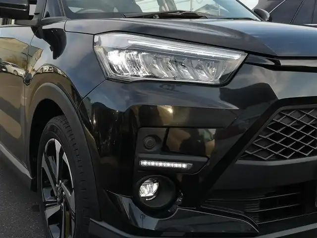 トヨタ ライズ Z 茨城県 2021(令3)年 2.3万km ブラックマイカメタリック 純正ナビ/【AM・FM・CD・SD・BT・AUX・TV】/シートヒーター/全方位カメラ/ETC/レーダークルコン/前後ドラレコ/前後コーナーセンサー/ブレーキホールド/BSM/オートライト/Fフォグ/LEDライト/純正フロアマット/純正アルミホイール