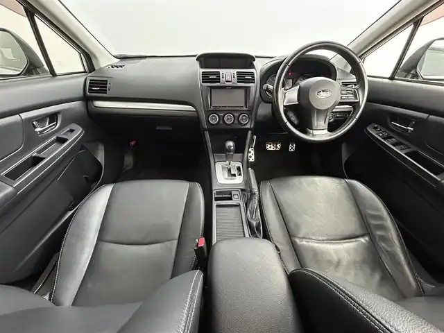 スバル インプレッサ ＸＶ 2．0i－L アイサイト 道央・札幌 2012(平24)年 8.3万km アイスシルバーメタリック ・４ＷＤ/・アイサイト/・バックカメラ/・ＥＴＣ/・カロッツェリアナビ/・ＴＶ＆Ｂｌｕｅｔｏｏｔｈ＆ＡＭ＆ＦＭ/・パワーシート/・横滑り防止機能/・レーンアシスト/・アイドリングストップ/・アダプティブクルーズコントロール/・シートヒーター/・パドルシフト/・オートライト/・純正アルミホイール/・純正フロアマット/・スマートキー＆プッシュスタート/・本革シート/・オートエアコン/・ＭＴモード付ＡＴ/・パドルシフト/・フォグランプ/・ドアバイザー
