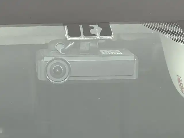 スバル インプレッサ ＸＶ 2．0i－L アイサイト 道央・札幌 2012(平24)年 8.3万km アイスシルバーメタリック ・４ＷＤ/・アイサイト/・バックカメラ/・ＥＴＣ/・カロッツェリアナビ/・ＴＶ＆Ｂｌｕｅｔｏｏｔｈ＆ＡＭ＆ＦＭ/・パワーシート/・横滑り防止機能/・レーンアシスト/・アイドリングストップ/・アダプティブクルーズコントロール/・シートヒーター/・パドルシフト/・オートライト/・純正アルミホイール/・純正フロアマット/・スマートキー＆プッシュスタート/・本革シート/・オートエアコン/・ＭＴモード付ＡＴ/・パドルシフト/・フォグランプ/・ドアバイザー