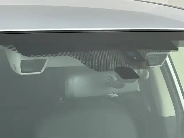 スバル インプレッサ ＸＶ 2．0i－L アイサイト 道央・札幌 2012(平24)年 8.3万km アイスシルバーメタリック ・４ＷＤ/・アイサイト/・バックカメラ/・ＥＴＣ/・カロッツェリアナビ/・ＴＶ＆Ｂｌｕｅｔｏｏｔｈ＆ＡＭ＆ＦＭ/・パワーシート/・横滑り防止機能/・レーンアシスト/・アイドリングストップ/・アダプティブクルーズコントロール/・シートヒーター/・パドルシフト/・オートライト/・純正アルミホイール/・純正フロアマット/・スマートキー＆プッシュスタート/・本革シート/・オートエアコン/・ＭＴモード付ＡＴ/・パドルシフト/・フォグランプ/・ドアバイザー