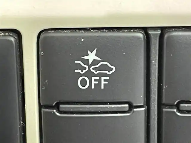 ダイハツ ムーヴ キャンバス G メイクアッフ SA Ⅱ 愛知県 2016(平28)年 10.4万km スムースグレーマイカメタリック/ファイアークォーツレッドメタリック 2トーン 純正８インチナビ　/(Bluetooth/フルセグTV/CD・DVD再生/SD/FM/AM/USB/HDMI)/アラウンドビューモニター　/両側パワースライドドア　/スマートアシスト　/　　-衝突軽減ブレーキ　/　　-誤発進抑制機能/　　-標識認識機能/ビルトインＥＴＣ　/ドライブレコーダー　/シートヒーター　/プッシュスタート　/　　-スマートキー/パーキングセンサー　/アイドリングストップ/ＵＳＢ/HDMI接続/アクセサリーソケット/純正フロアマット