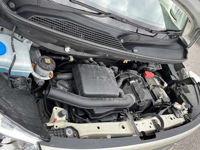 ホンダ Ｎ ＢＯＸ L 新潟県 2023(令5)年 3.4万km プレミアムアイボリーパールⅡ ホンダセンシング　/純正ナビ　/フルセグＴＶ　/Ｂｌｕｅｔｏｏｔｈ　/AM/FM/レーダークルーズコントロール　/シートバックテーブル　/シートヒーター　/バックカメラ　/ビルトインＥＴＣ　/純正フロアマット　/コーナーセンサー/スマートキー/スペアキー/プッシュスタート