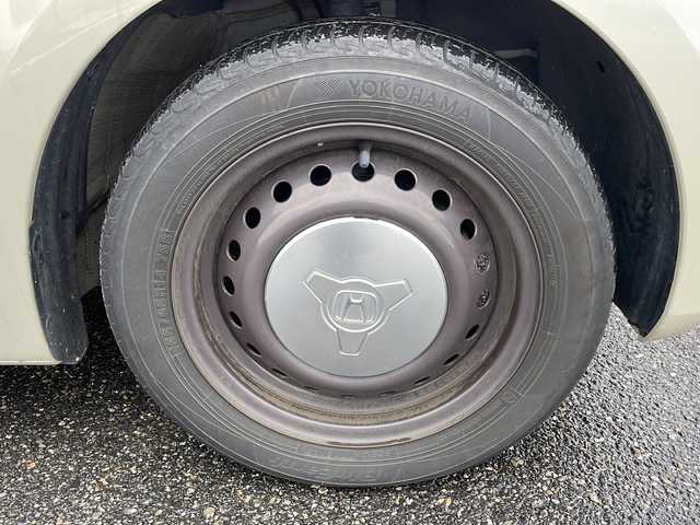 ホンダ Ｎ ＢＯＸ L 新潟県 2023(令5)年 3.4万km プレミアムアイボリーパールⅡ ホンダセンシング　/純正ナビ　/フルセグＴＶ　/Ｂｌｕｅｔｏｏｔｈ　/AM/FM/レーダークルーズコントロール　/シートバックテーブル　/シートヒーター　/バックカメラ　/ビルトインＥＴＣ　/純正フロアマット　/コーナーセンサー/スマートキー/スペアキー/プッシュスタート