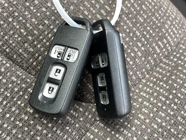 ホンダ Ｎ ＢＯＸ L 新潟県 2023(令5)年 3.4万km プレミアムアイボリーパールⅡ ホンダセンシング　/純正ナビ　/フルセグＴＶ　/Ｂｌｕｅｔｏｏｔｈ　/AM/FM/レーダークルーズコントロール　/シートバックテーブル　/シートヒーター　/バックカメラ　/ビルトインＥＴＣ　/純正フロアマット　/コーナーセンサー/スマートキー/スペアキー/プッシュスタート