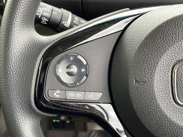 ホンダ Ｎ ＢＯＸ L 新潟県 2023(令5)年 3.4万km プレミアムアイボリーパールⅡ ホンダセンシング　/純正ナビ　/フルセグＴＶ　/Ｂｌｕｅｔｏｏｔｈ　/AM/FM/レーダークルーズコントロール　/シートバックテーブル　/シートヒーター　/バックカメラ　/ビルトインＥＴＣ　/純正フロアマット　/コーナーセンサー/スマートキー/スペアキー/プッシュスタート