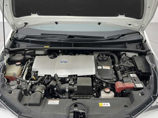 トヨタ プリウス A ツーリングセレクション 宮城県 2016(平28)年 5.9万km ホワイトパールクリスタルシャイン 禁煙車/純正9インチナビ（TV/CD/DVD/AM/FM/Bluetooth）/モデリスタフルエアロ/360度ドライブレコーダー（コムテックHDR360G）/ヘッドアップディスプレイ/ブラインドスポットモニター/追従型クルーズコントロール/純正17インチアルミホイール/オートマチックハイビーム/シートヒーター（運転席/助手席）/レザーシート/ETC/スマートキー/スペアキー1本