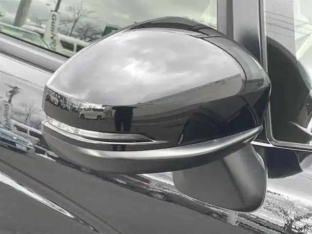 ホンダ フィット 13G Lパッケージ 岩手県 2017(平29)年 11.6万km クリスタルブラックパール 4WD/社外ＳＤナビ/→ワンセグTV/ＣＤ/FM/AM/クルーズコントロール/CTBA/ESC/ＥＴＣ/プッシュスタート/オートライト/スマートキー/〇電動格納ミラー/〇ウィンカーミラー/〇ドアバイザー/〇フロアマット/社外アルミホイール
