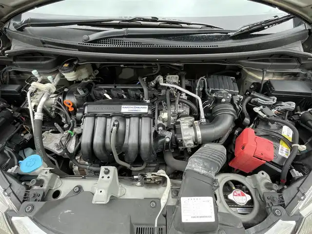 ホンダ フィット 13G Lパッケージ 岩手県 2017(平29)年 11.6万km クリスタルブラックパール 4WD/社外ＳＤナビ/→ワンセグTV/ＣＤ/FM/AM/クルーズコントロール/CTBA/ESC/ＥＴＣ/プッシュスタート/オートライト/スマートキー/〇電動格納ミラー/〇ウィンカーミラー/〇ドアバイザー/〇フロアマット/社外アルミホイール