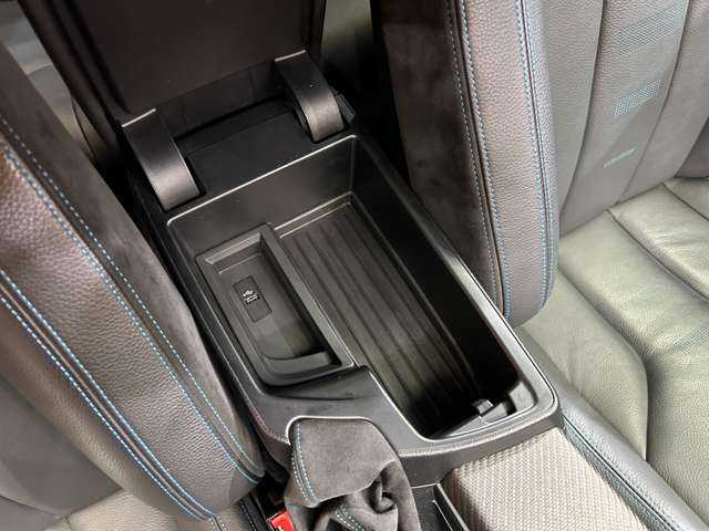 ＢＭＷ Ｍ２ コンペティション 千葉県 2018(平30)年 0.1万km未満 アルピンホワイトⅢ クルーズコントロール　/黒革　/ナビ　/Ｂｌｕｅｔｏｏｔｈ接続　/バックカメラ　/パークディスタンス　/電動シート　/シートヒーター　/衝突軽減ブレーキ　/レーンキープアシスト　/ＬＥＤヘッドライト　/ＥＴＣ　/禁煙車