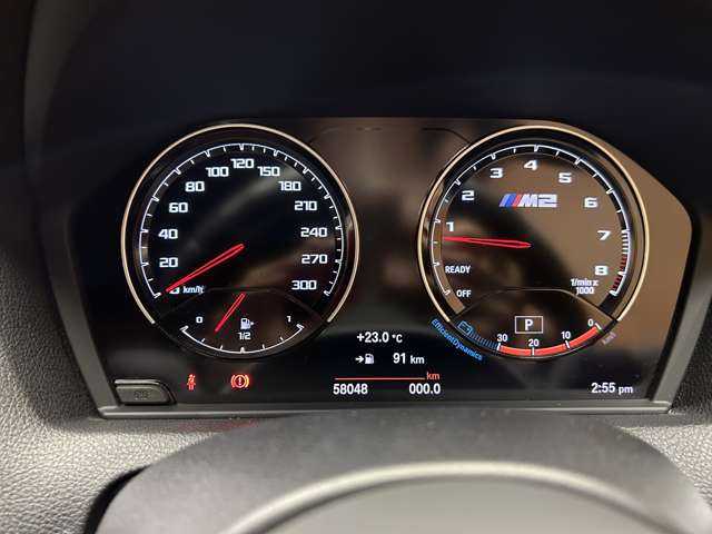 ＢＭＷ Ｍ２ コンペティション 千葉県 2018(平30)年 0.1万km未満 アルピンホワイトⅢ クルーズコントロール　/黒革　/ナビ　/Ｂｌｕｅｔｏｏｔｈ接続　/バックカメラ　/パークディスタンス　/電動シート　/シートヒーター　/衝突軽減ブレーキ　/レーンキープアシスト　/ＬＥＤヘッドライト　/ＥＴＣ　/禁煙車