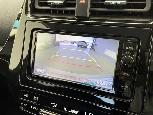 トヨタ プリウス S 愛知県 2016(平28)年 5.8万km ホワイトパールクリスタルシャイン 純正7インチSDナビ（地図SDカード無し）/ワンセグTV/CD/Bluetooth/バックカメラ/LEDヘッドライト/オートライト/ETC/ステアリングスイッチ/スマートキー/プッシュスタート/横滑り防止装置/盗難防止装置