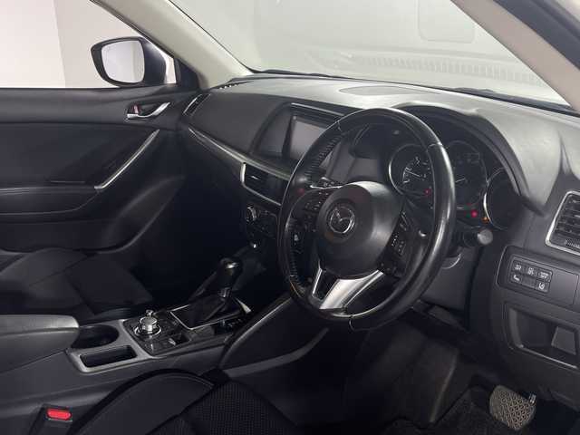 マツダ ＣＸ－５ XD プロアクティブ 神奈川県 2015(平27)年 6.3万km クリスタルホワイトパールマイカ マツダコネクテッド7インチナビ　/バックカメラ　/‐フルセグTV/CD/DVD/BT　/セーフティクルーズパッケージ　/‐スマートブレーキサポート　/‐レーダークルーズコントロール　/‐スマートシティブレーキサポート　/‐AT誤発信抑制制御　/‐リアパーキングセンサー　/BSM /前後ドラレコ　/ビルトインETC　/スマートキー×2/フォグランプ