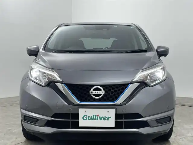 日産 ノート e－パワー X Vセレクション 岡山県 2020(令2)年 4.9万km ダークメタルグレー 社外ナビ	/【ナビ/Bluetooth/MSV】		/アラウンドビューモニター		/LEDヘッドライト（AUTO機能付き）		/ビルトインETC			/衝突軽減ブレーキシステム		/車線逸脱防止システム		/横滑り防止装置			/純正15インチアルミ		/コーナーセンサー（前後）		/フロアマット		/ステアリングスイッチ	/踏み間違い防止/ISOFIX/チルトステアリング/シートリフター/ウィンカーミラー			/プッシュスタート		/スマートキー×2			/取扱説明書		/新車保証書
