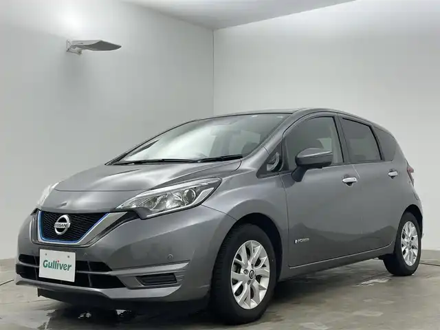 日産 ノート e－パワー X Vセレクション 岡山県 2020(令2)年 4.9万km ダークメタルグレー 社外ナビ	/【ナビ/Bluetooth/MSV】		/アラウンドビューモニター		/LEDヘッドライト（AUTO機能付き）		/ビルトインETC			/衝突軽減ブレーキシステム		/車線逸脱防止システム		/横滑り防止装置			/純正15インチアルミ		/コーナーセンサー（前後）		/フロアマット		/ステアリングスイッチ	/踏み間違い防止/ISOFIX/チルトステアリング/シートリフター/ウィンカーミラー			/プッシュスタート		/スマートキー×2			/取扱説明書		/新車保証書