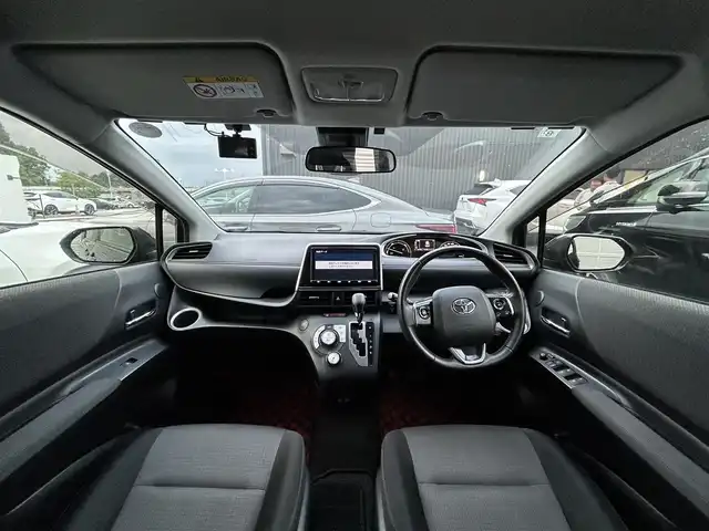 トヨタ シエンタ ハイブリッド G セーフティエディションⅡ 愛知県 2021(令3)年 3.7万km 黒 ・トヨタセーフティーセンス/・純正９インチナビ/　CD　DVD フルセグTV/・バックカメラ/・両側パワースライドドア/・１７インチアルミホイル/・前後ドライブレコーダー/・クリアランスソナー/・新車時保証書/・取扱説明書/・クルーズコントロール/・ウィンカーミラー/・フォグライト/・ステアスイッチ/・電動格納ミラー/・シートリフター/・ETC