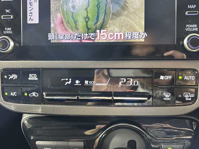 トヨタ プリウス S ツーリングセレ ブラックED 沖縄県 2022(令4)年 3万km プレシャスブラックパール 禁煙車/県外仕入　/純正ディスプレイオーディオ　/フルセグＴＶ/パノラマミックビューモニター　/ＡＣ１００Ｖ　/デジタルインナーミラー　/レーダークルコン　/ＥＴＣ２．０　/ＵＳＢ　/トヨタセーフティセンス/シートヒーター/レザーシート/フロアマット/純正ドアバイザー/革巻きステアリング/純正17インチアルミホイール/LEDヘッドライト