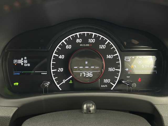 日産 ノート e－パワー ニスモ 宮城県 2017(平29)年 5.8万km スーパーブラック 禁煙車/アラウンドビューモニター/エマージェンシーブレーキ/車線逸脱警報システム/デジタルインナーミラー/ソナー/純正7型ナビ　地図SD無/・CD.DVD.SD.BT/ドライブレコーダー（F）/ETC/LEDヘッドライト/フォグランプ/アイドリングストップ/横滑り防止装置/プッシュスタート/スマートキー×2/純正16inAW/純正フロアマット