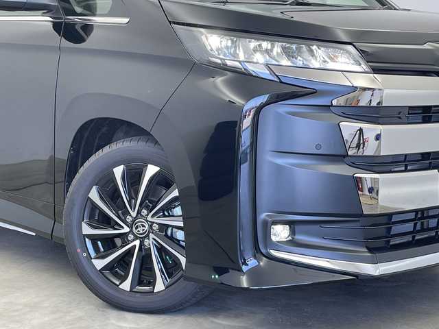 トヨタ ノア S－Z 新潟県 2025(令7)年 0.1万km未満 アティチュードブラックマイカ 快適便利パッケージ/プリクラッシュセーフティ/レーダークルーズコントロール/レーンキープアシスト/ブレーキホールド/フォグランプ/10.5インチディスプレイオーディオ（ナビ機能あり）/フルセグTV/DVD再生機能/プッシュスタート/両側パワースライドドア/ビルトインETC/前後コーナーセンサー/運転席、助手席シートヒーター/オートライト/オートハイビーム/LEDヘッドライト